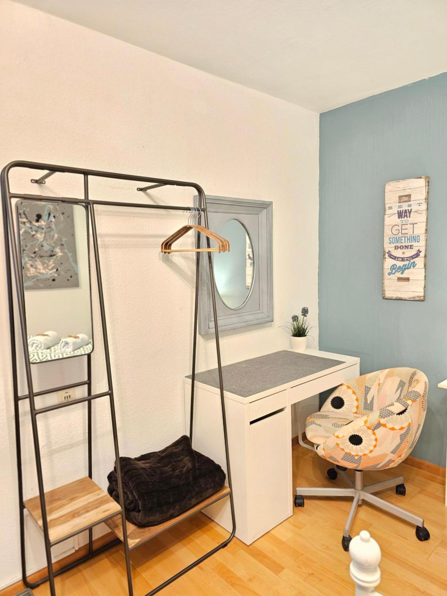 פרייבורג Doppelzimmer 2 I Geteiltes Bad & Kueche I Mit Dem Zug Nur 4 Min Bis Zum Hauptbahnhof מראה חיצוני תמונה